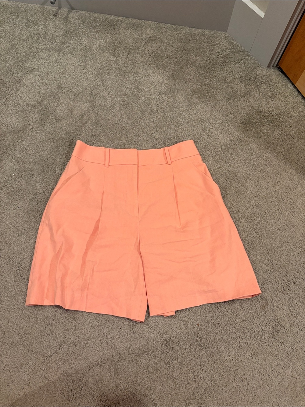 Veronica Beard peach linen shorts - Size 4